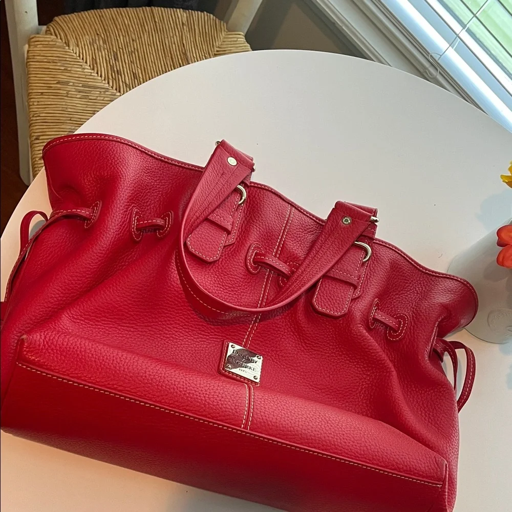 Dooney and Bourke Red Chiara Bag size medium - Picture 12 of 14
